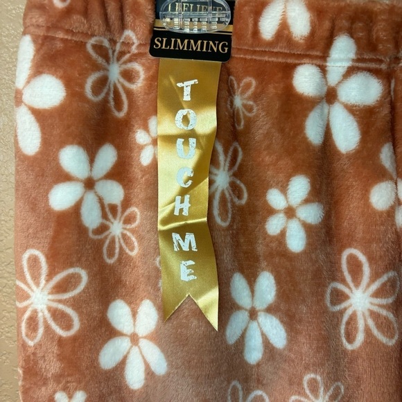 NWT Pajama Pants 2XL I Believe Cozy Fleece Stretch Smoothing Waistband Slimming - Picture 6 of 14